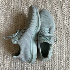 Adidas Swift Run - Mint Green - Men’s 10/Women’s 11